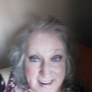 Meet your Posher, Cathy